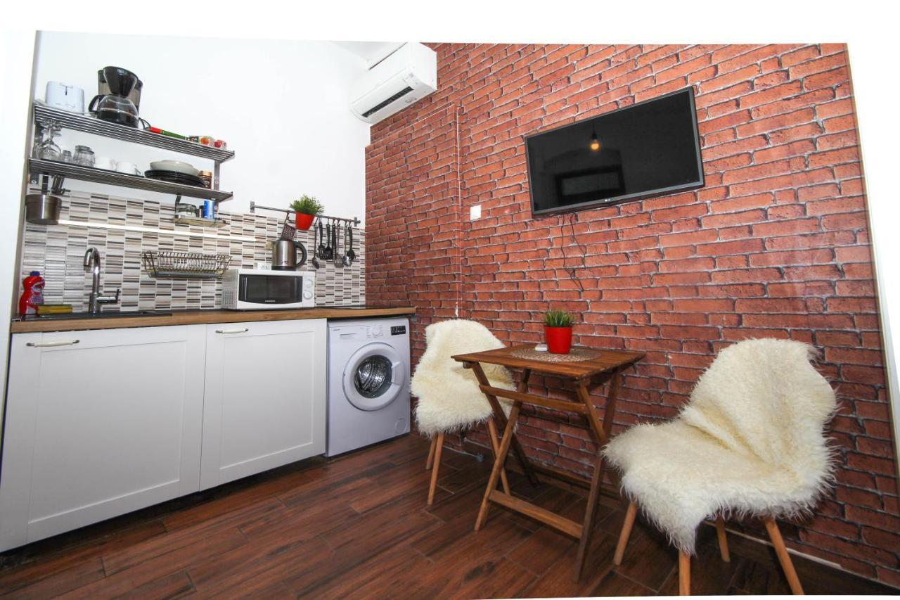 Fab 'N' Chic Apartments سبليت المظهر الخارجي الصورة