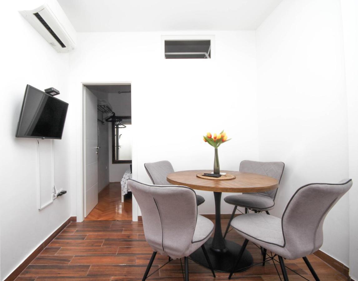 Fab 'N' Chic Apartments سبليت المظهر الخارجي الصورة